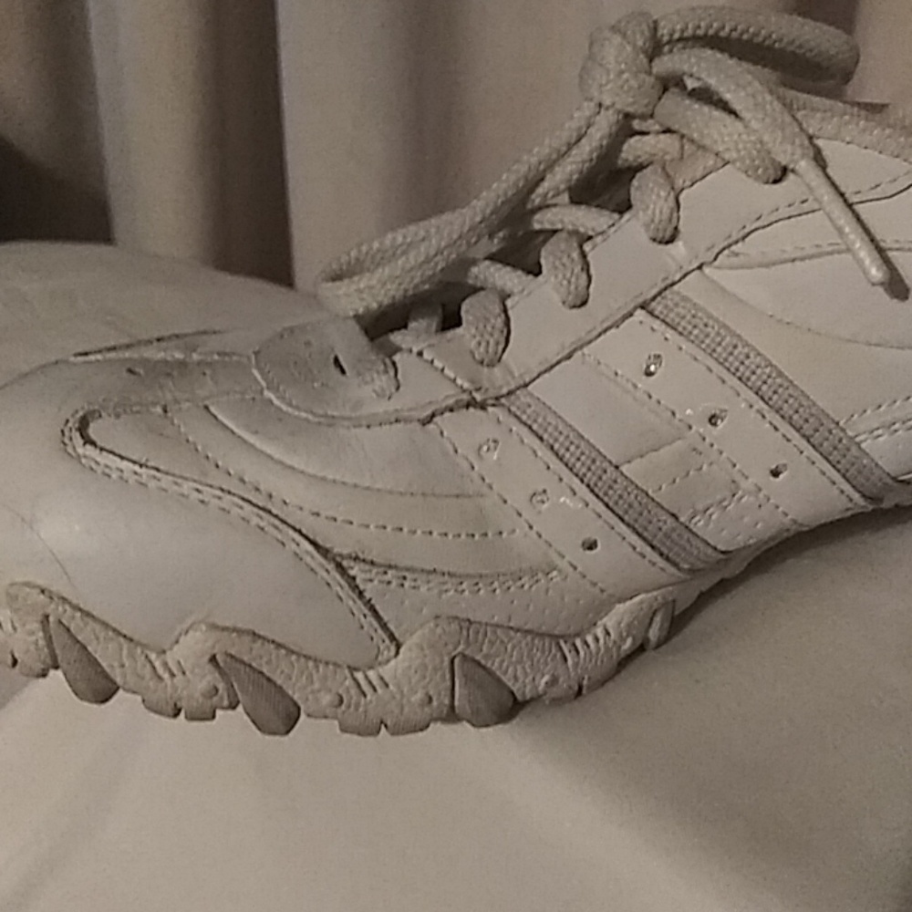 Shoes - Picture 2 of 3